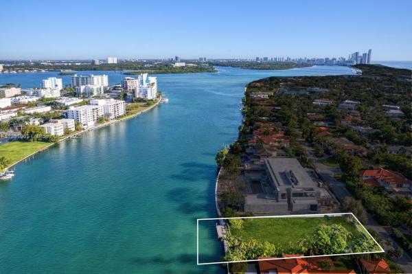 Bal Harbour Village, 84 Bal Bay Dr, Bal Harbour, Florida 33154, image 1