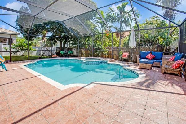 Estancia, 337 SW 188th Ter, Pembroke Pines, Florida 33029, image 1