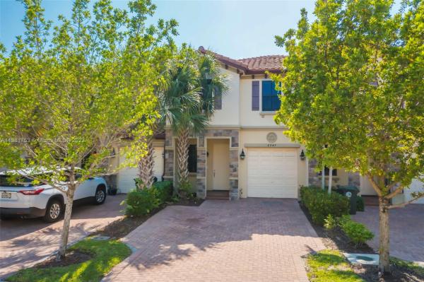 Ashton Parc, 6947 Halton Park Ln, Coconut Creek, Florida 33073, image 1