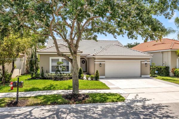Carrington Lake, 390 Carrington Dr, Weston, Florida 33326, image 1