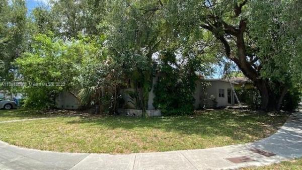 Comfort Gardens, 3260 NW 9 St #, Miami, Florida 33125, image 1