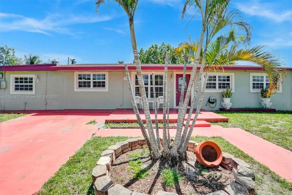 Carol City, 17001 NW 47th Ct, Miami Gardens, Florida 33055, image 2