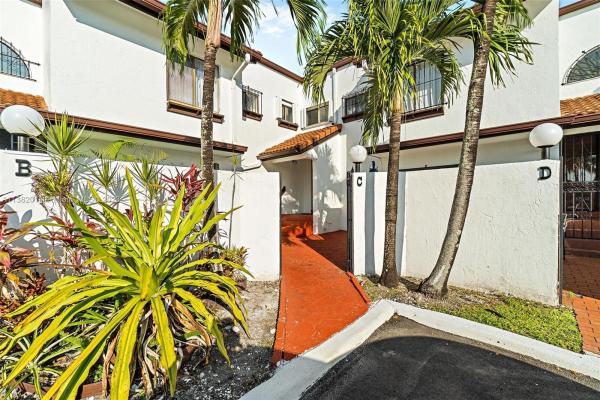 Villa Venezia, 1241 SW 124th Ct #24-C, Tamiami, Florida 33184, image 1