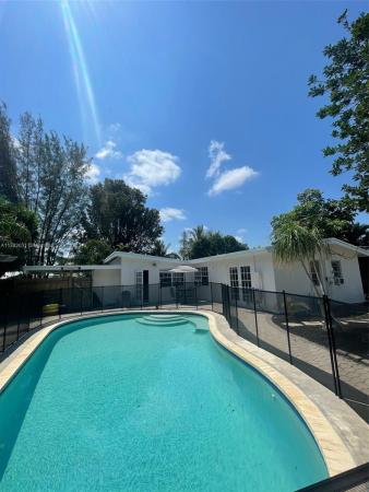 High Point, 141 SE 25th Ave, Boynton Beach, Florida 33435, image 2