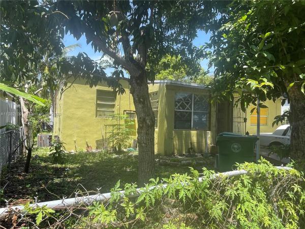 Houston Heights, 210 SW 30th Ave, Miami, Florida 33135, image 1