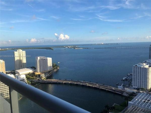 Icon Brickell Tower 2, 495 Brickell Ave #3707, Miami, Florida 33131, image 2