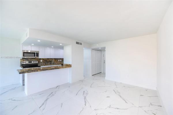 South Winds, 9311 SW 4th St #215B, Fountainebleau, Florida 33174, image 1