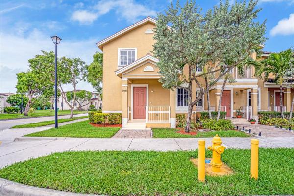 Mandarin Lakes, 27480 SW 143rd Ave #27480, Naranja, Florida 33032, image 2