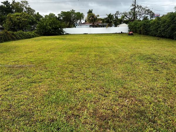 Victory Gardens, SW 217 ST Sw 108th Ct, Goulds, Florida 33170, image 2