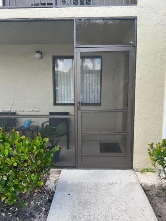 Weston Lakes 21, 428 Lakeview Dr #101, Weston, Florida 33326, image 1