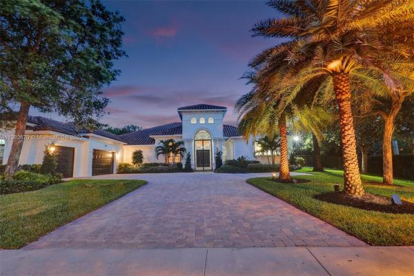 Grand Oaks Estates, 12922 Grand Oaks Dr, Davie, Florida 33330, image 1