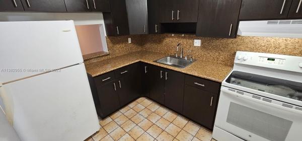 Versailles Gardens, 7960 N Colony Cir N #309, Tamarac, Florida 33321, image 1