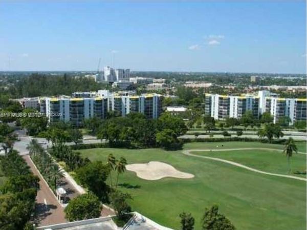 Coronado Tower 2, 20301 W Country Club Dr #1721, Aventura, Florida 33180, image 2