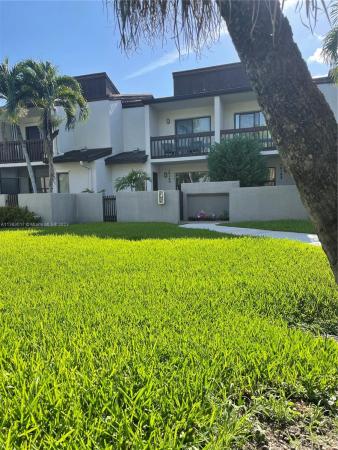 The Villas Of Amberwood, 10180 NW 41st St #10180, Doral, Florida 33178, image 1
