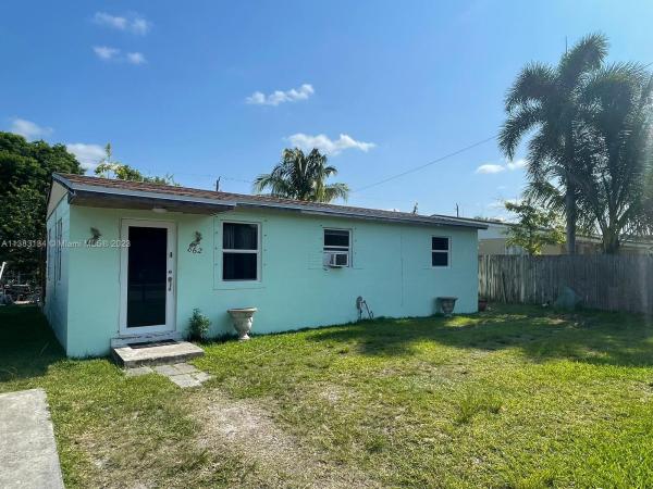 Royal Palm Ridge, 862 NW 3rd St, Florida City, Florida 33034, image 1