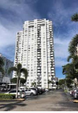Commodore Plaza Tower, 2750 NE 183rd St #1508, Aventura, Florida 33160, image 1