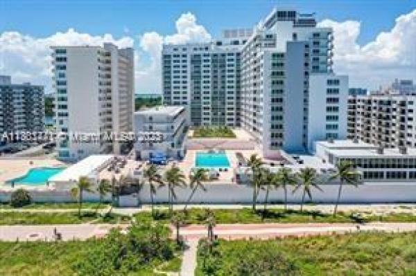 The Carriage House, 5401 Collins Ave #934, Miami Beach, Florida 33140, image 1