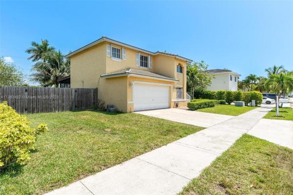 Biscayne Point South, 12107 SW 248th Ter, Princeton, Florida 33032, image 1