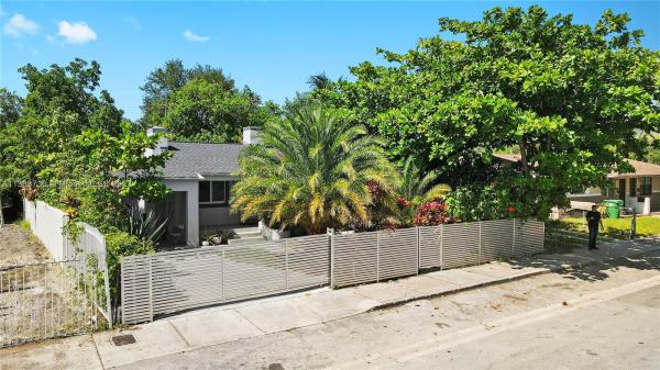 Shadowlawn, 11 NW 47th Ter, Miami, Florida 33127, image 2