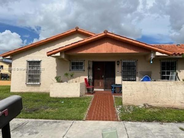 Twin Woods, 53 NW 109th Ct #A, Fountainebleau, Florida 33172, image 1