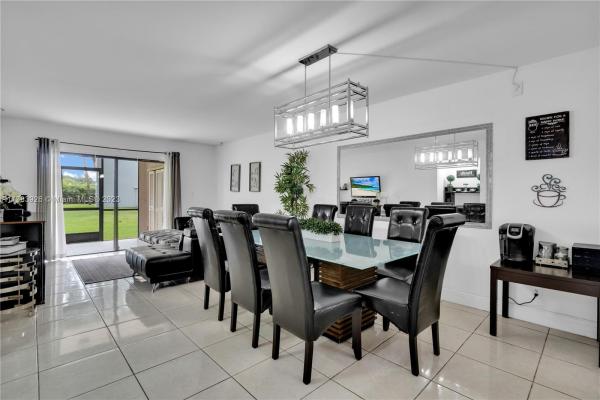 Isle Of Boca Dunes, 9440 SW 8th St #105, Boca Raton, Florida 33428, image 2