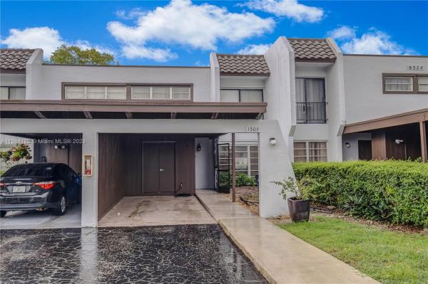 Spanish Villas, 6524 Kendale Lakes Dr #1504, Kendale Lakes, Florida 33183, image 1