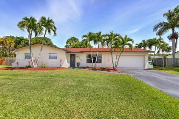 Pine Shore, 10880 SW 125th St, Kendall, Florida 33176, image 1