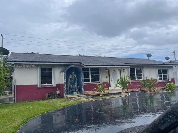 Westwind Lakes, 14868 SW 71st Ln, Kendall West, Florida 33193, image 2