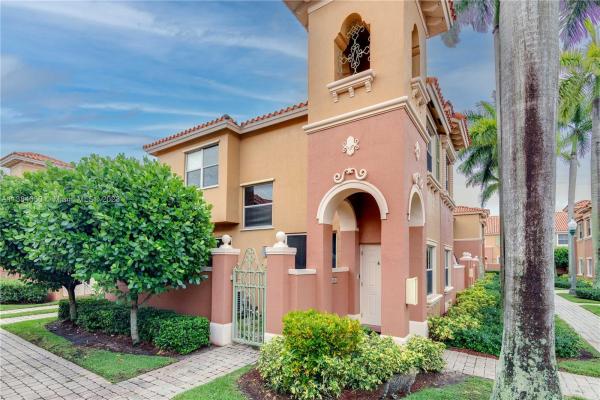 Hampton Isles, Pembroke Pines, Florida 33025, image 1