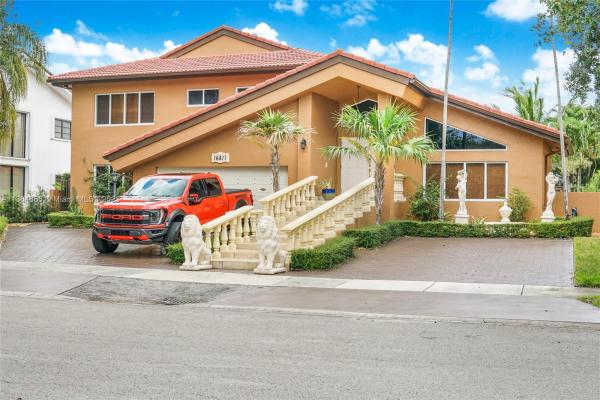 Royal Oaks, 16811 NW 83rd Ave, Miami Lakes, Florida 33016, image 2