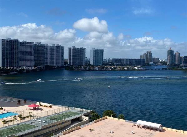 Winston Towers 100, 250 174 St #1711, Sunny Isles Beach, Florida 33160, image 2