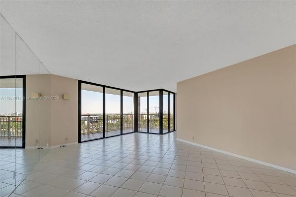 1000 Quayside Ter #1707, Unincorporated Dade County, Florida 33138, image 2