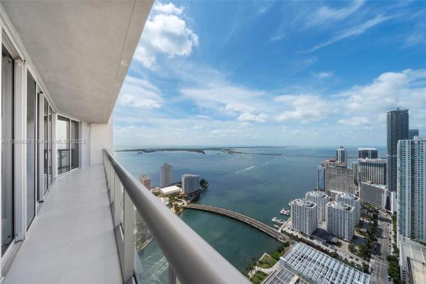 Icon Brickell Tower 2, 495 Brickell Ave #5611, Miami, Florida 33131, image 2