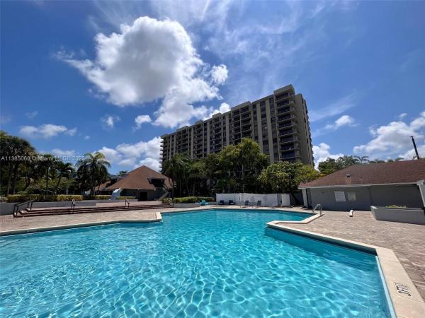 Greenwich, 1470 NE 123rd St #A1405, North Miami, Florida 33161, image 1