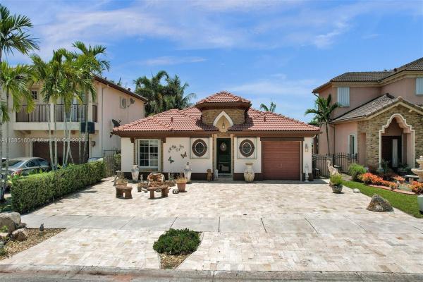 Laroc Estates, 16386 SW 50th Ter, Kendale Lakes, Florida 33185, image 2