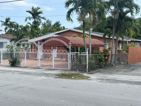Westchester No HOA, 9040 SW 25th St, Westchester, Florida 33165, image 1