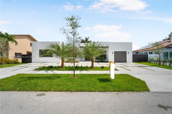 University Park East, 13371 SW 5th St, Tamiami, Florida 33184, image 1