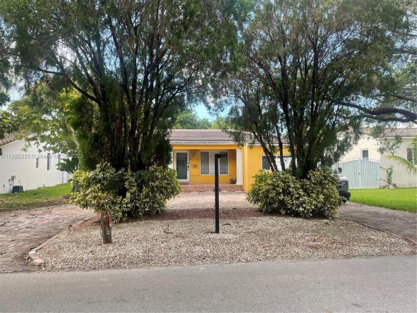 4320 SW 14th St, Unincorporated Dade County, Florida 33134, image 2