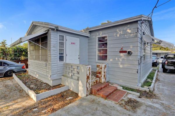 10417 NW 6th Ave, Unincorporated Dade County, Florida 33150, image 2
