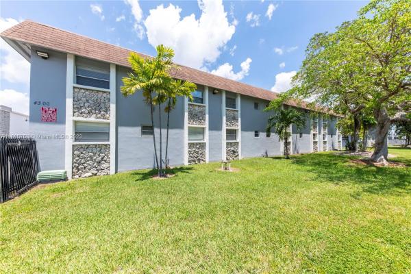 Gables Edge, 4300 SW 67th Ave #1, Glenvar Heights, Florida 33155, image 1