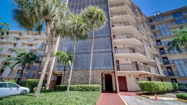 Bravura, 3301 N Country Club Dr #507, Aventura, Florida 33180, image 1