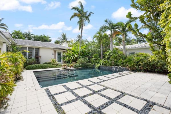 Beach View, 5925 La Gorce Dr, Miami Beach, Florida 33140, image 1