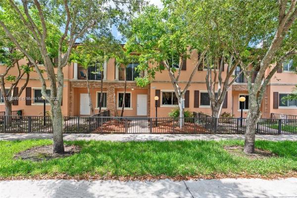 Silver Palms, 23113 SW 113th Ave #23113, Princeton, Florida 33170, image 2