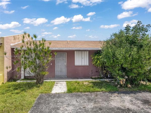 Richmond Townhouse, 11503 SW 148th Ln, Richmond Heights, Florida 33176, image 1