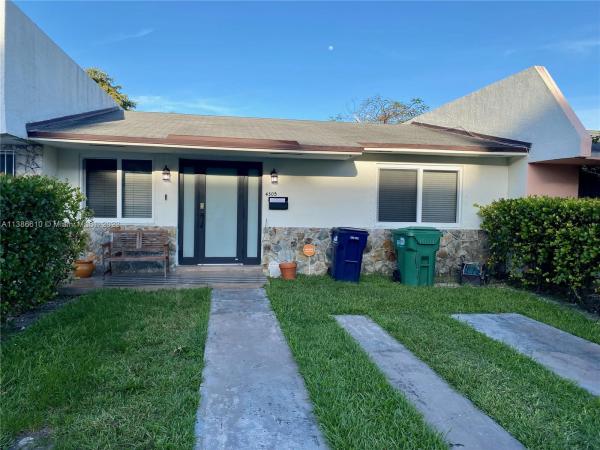 El Escorial, 4305 SW 69th Ave #4305, Glenvar Heights, Florida 33155, image 1
