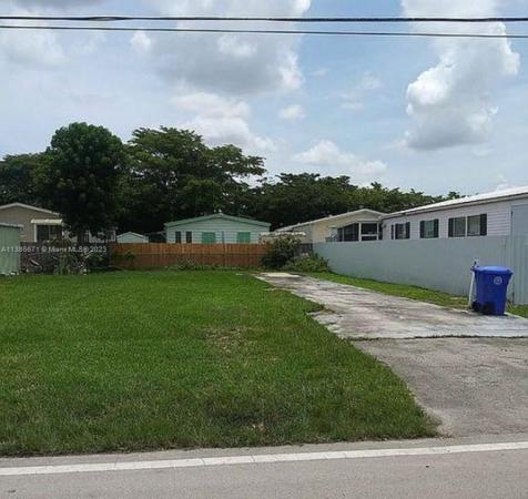 Heritage City, 601 NW 215th Ave, Pembroke Pines, Florida 33029, image 1