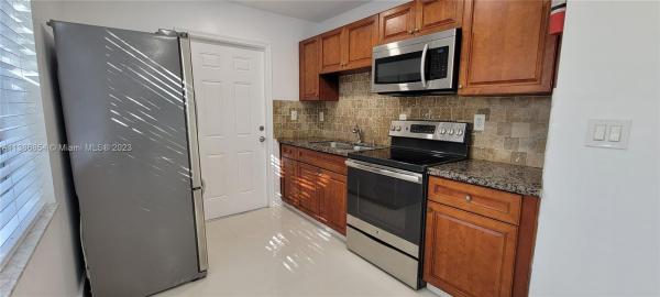 Lincoln Park, 831 NW 14th Way #2, Fort Lauderdale, Florida 33311, image 1