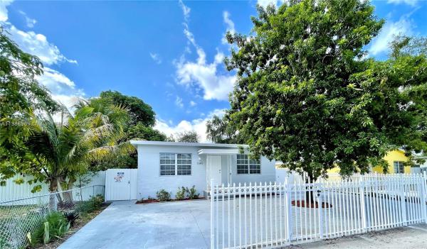 Fulford By The Sea, 1341 NE 153rd St, North Miami Beach, Florida 33162, image 2