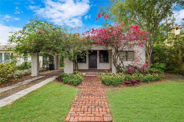 Granada, 1213 Aguila Ave, Coral Gables, Florida 33134, image 2