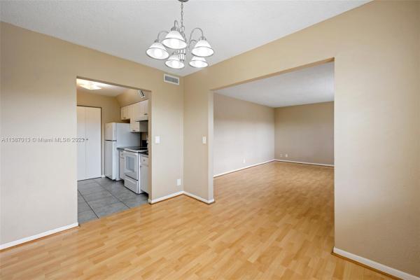 Palm Village Club, 500 NE 2nd St #216, Dania Beach, Florida 33004, image 1